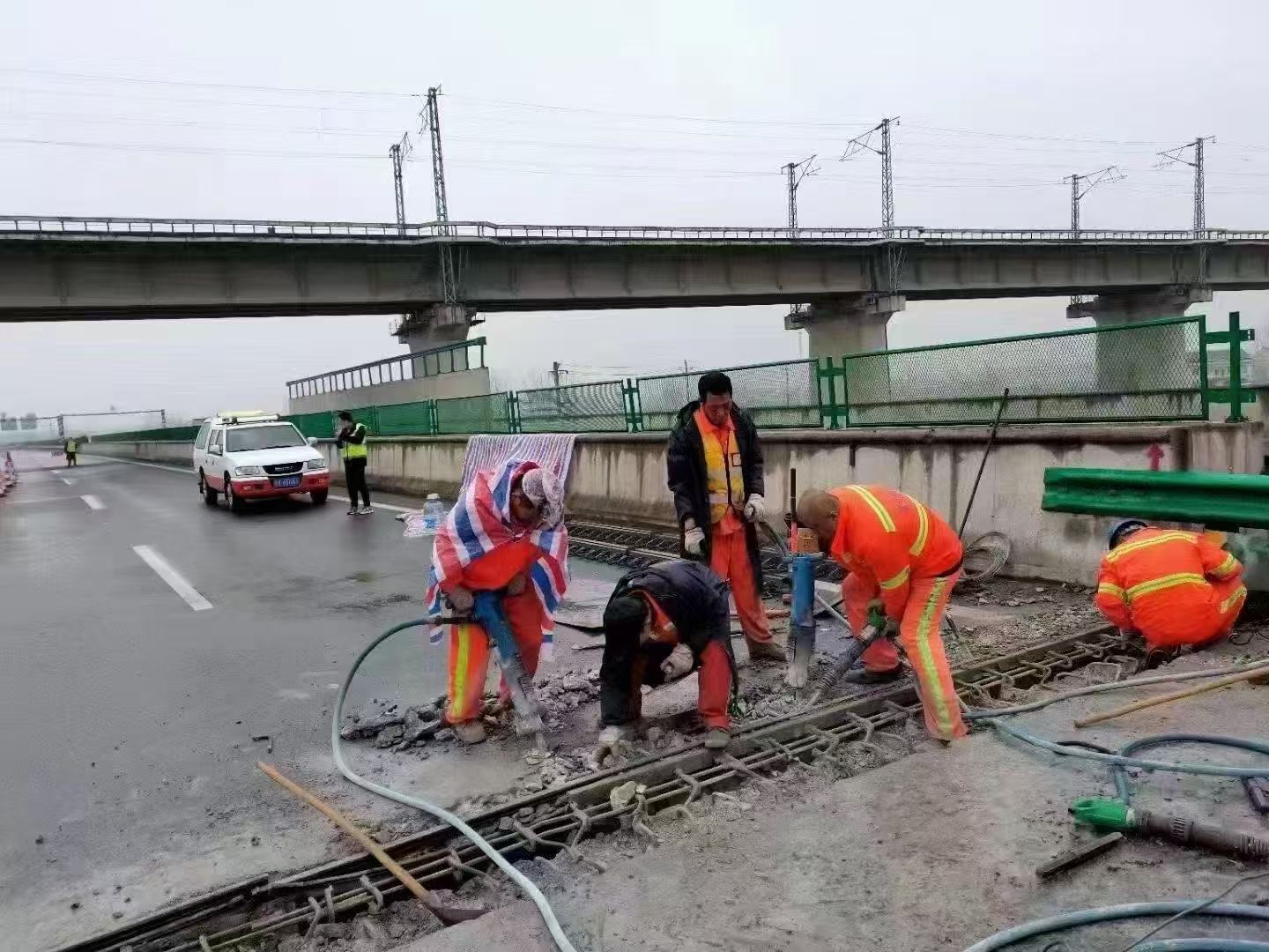 通许桥梁伸缩缝抢修料
